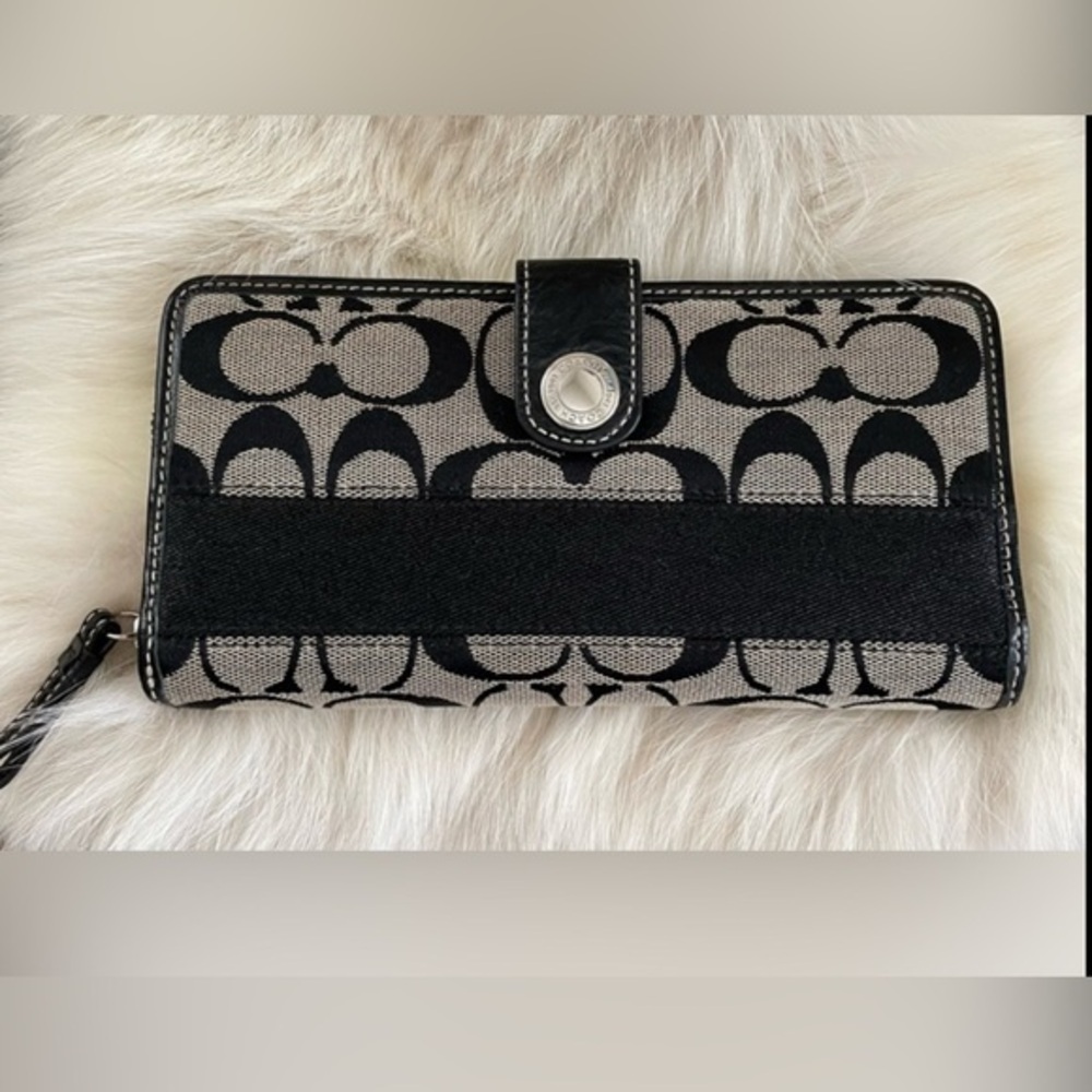 Coach Signature “C” Canvas Leather Trim Credit Card Bifold Long Wallet